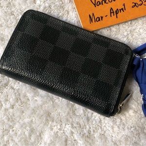 Graphite card case